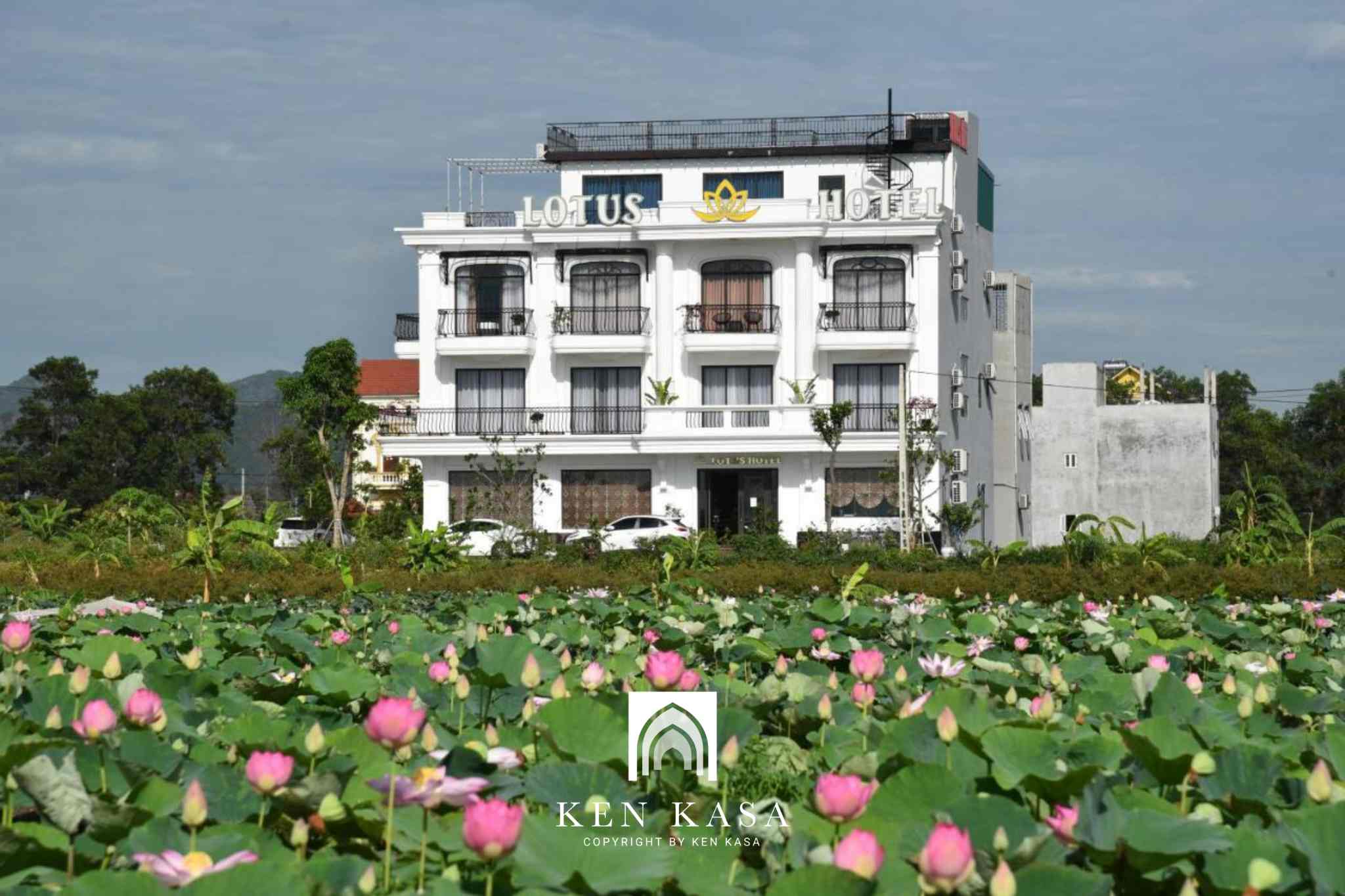 review Lotus Ninh Bình Hotel 